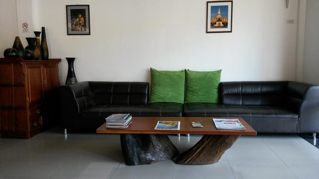 Av Hotel Vientiane Luaran gambar