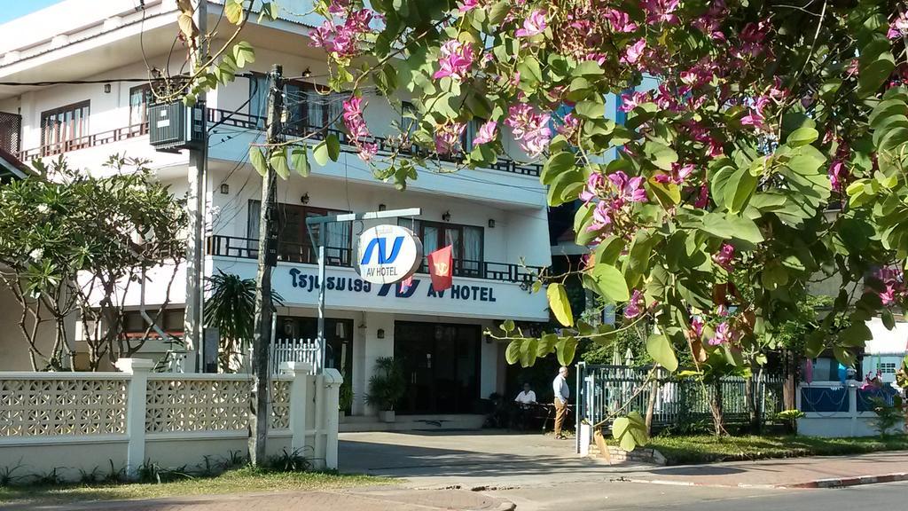 Av Hotel Vientiane Luaran gambar