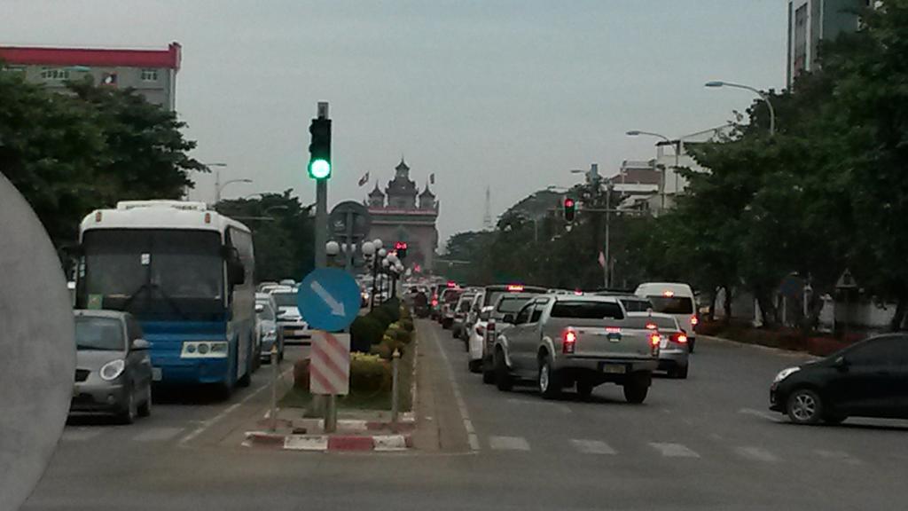 Av Hotel Vientiane Luaran gambar