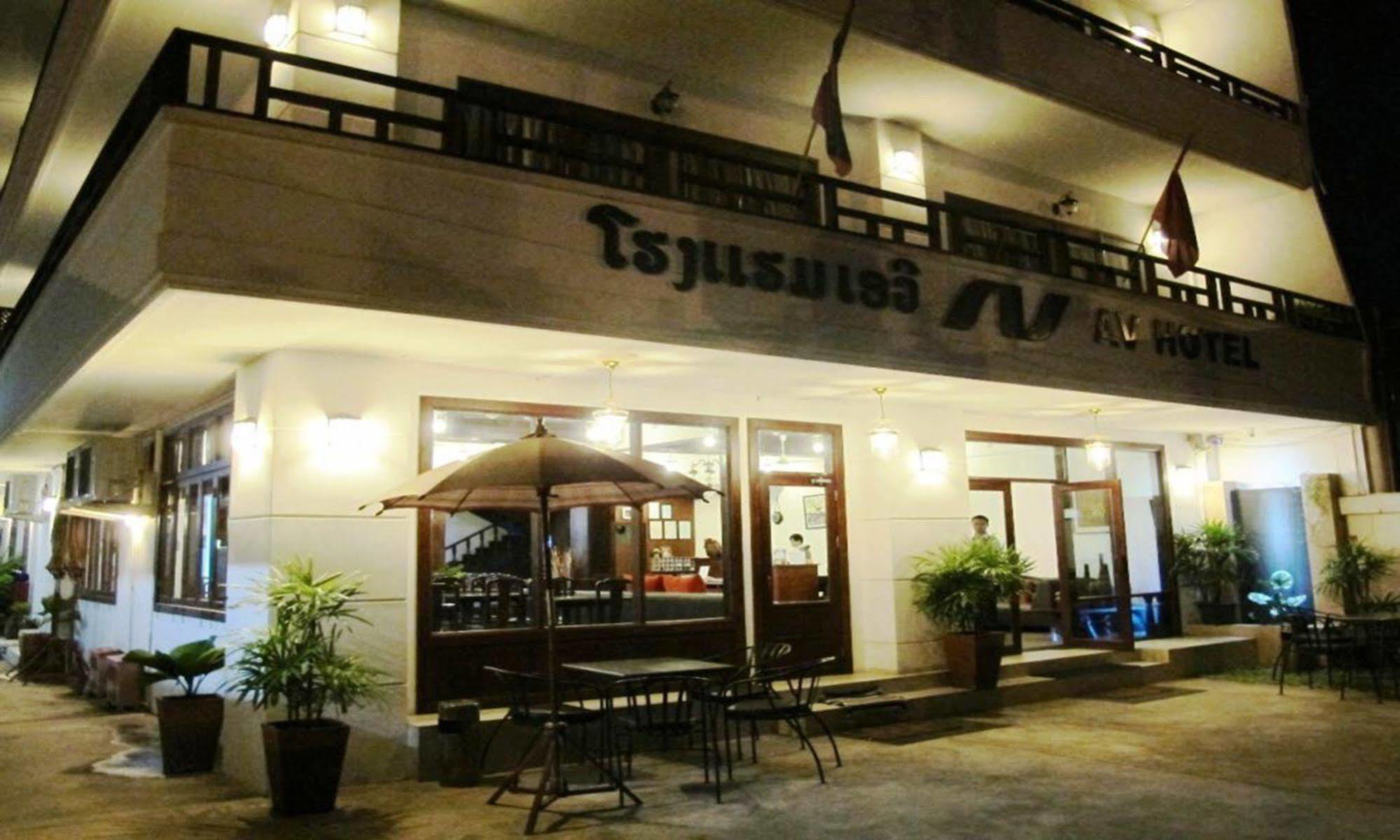 Av Hotel Vientiane Luaran gambar