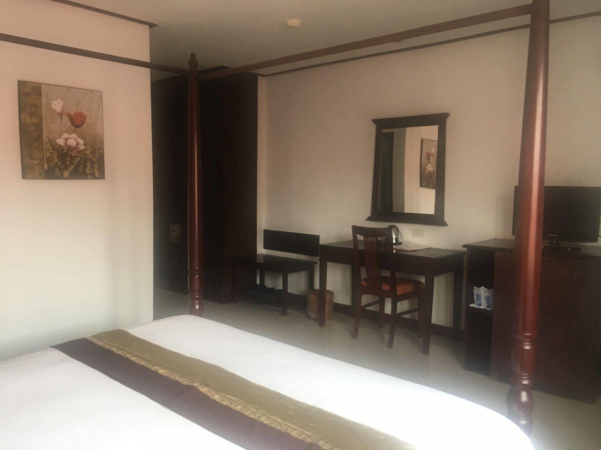 Av Hotel Vientiane Luaran gambar