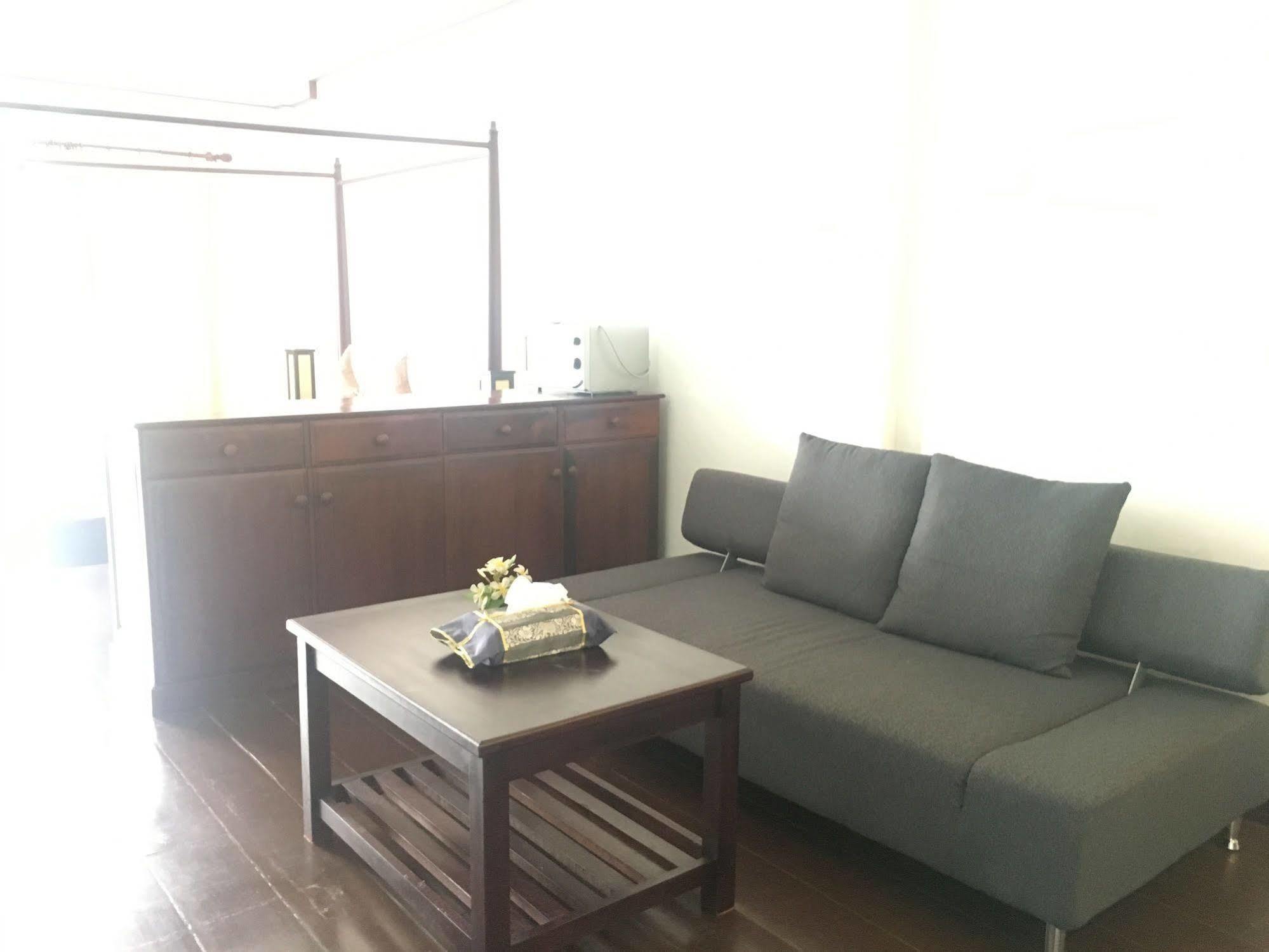 Av Hotel Vientiane Luaran gambar