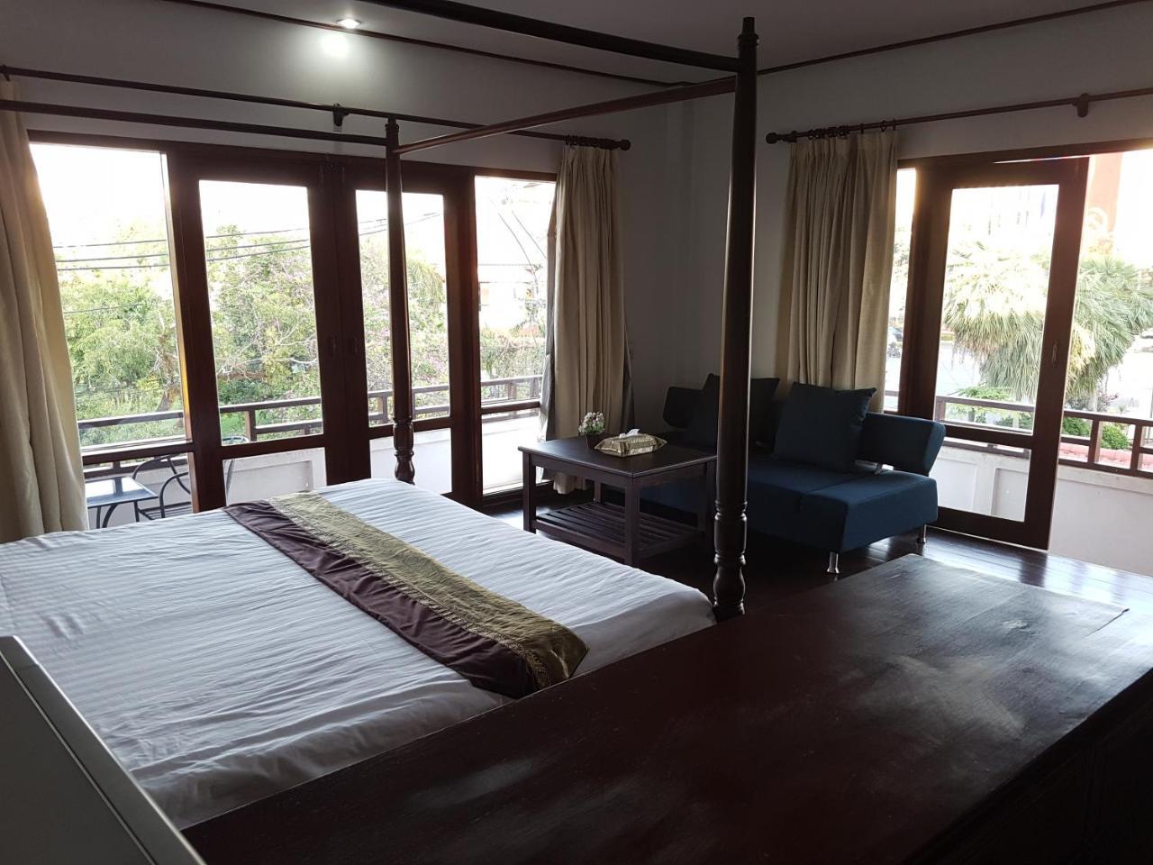 Av Hotel Vientiane Luaran gambar